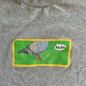 Y2K Vintage Enjoi Pigeon Graphic Skate T-Shirt Mens XL Heather Gray Short Sleeve
